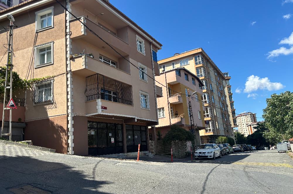ARMAĞANEVLER FİNANS MERKEZİNE YAKIN KİRALIK DÜKKAN