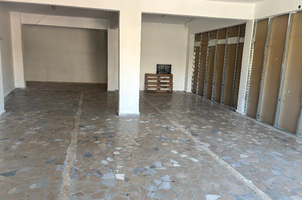ARMAĞANEVLER FİNANS MERKEZİNE YAKIN KİRALIK DÜKKAN