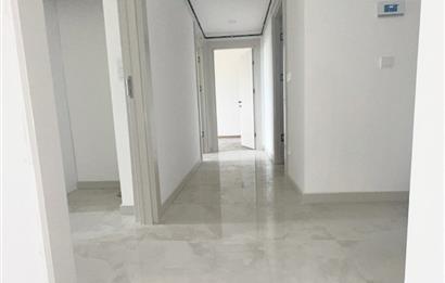 TUZLA FGM GLORİA SİTESİNDE SATILIK 2 + 1 DAİRE ORMAN MANZARALI