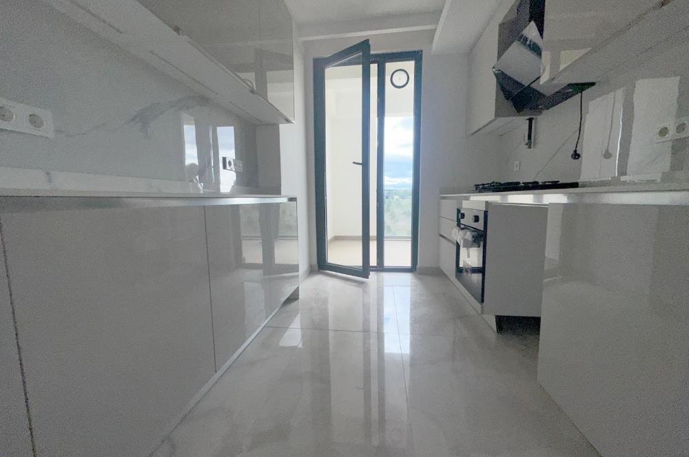TUZLA FGM GLORİA SİTESİNDE KİRALIK 2 + 1 DAİRE ORMAN MANZARALI