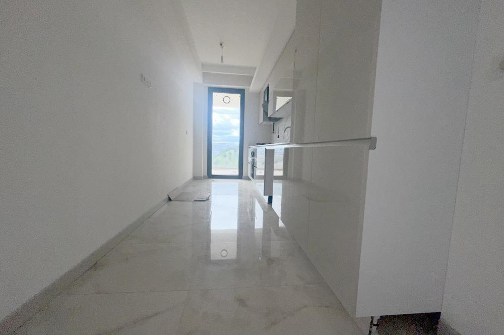 TUZLA FGM GLORİA SİTESİNDE KİRALIK 3 + 1 DAİRE ORMAN MANZARALI