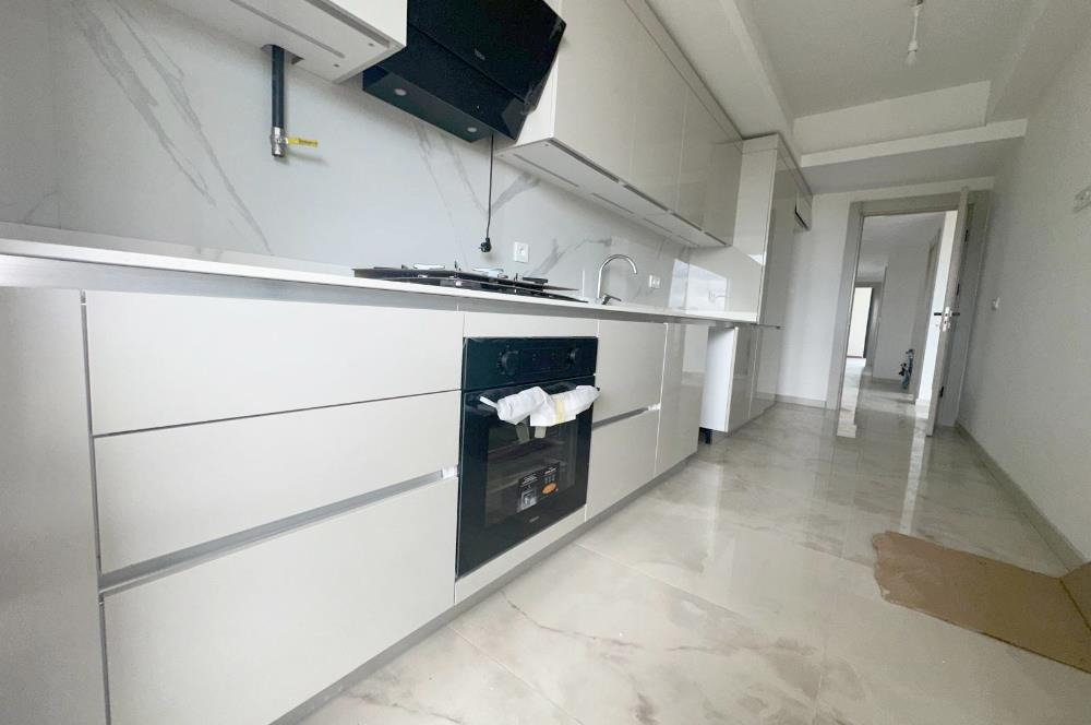 TUZLA FGM GLORİA SİTESİNDE KİRALIK 3 + 1 DAİRE ORMAN MANZARALI