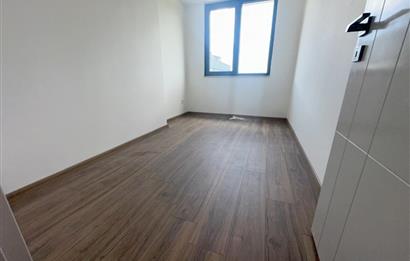 TUZLA FGM GLORİA SİTESİNDE SATILIK 3 + 1 DAİRE ORMAN MANZARALI