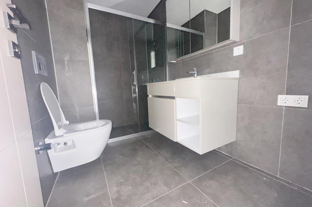 TUZLA FGM GLORİA SİTESİNDE SATILIK 3 + 1 DAİRE ORMAN MANZARALI