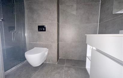 TUZLA FGM GLORİA SİTESİNDE SATILIK 2 + 1 DAİRE ORMAN MANZARALI
