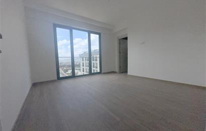 TUZLA FGM GLORİA SİTESİNDE KİRALIK 3 + 1 DAİRE ORMAN MANZARALI