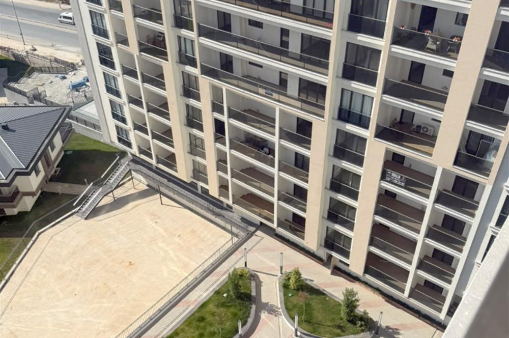 TUZLA FGM GLORİA SİTESİNDE SATILIK 2 + 1 DAİRE ORMAN MANZARALI