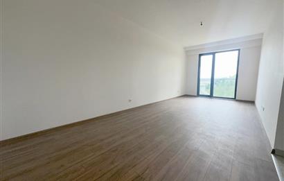 TUZLA FGM GLORİA SİTESİNDE SATILIK 2 + 1 DAİRE ORMAN MANZARALI