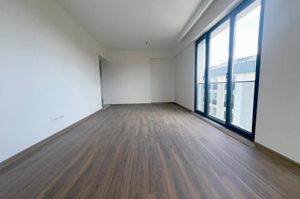 TUZLA FGM GLORİA SİTESİNDE KİRALIK 3 + 1 DAİRE ORMAN MANZARALI