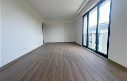 TUZLA FGM GLORİA SİTESİNDE KİRALIK 3 + 1 DAİRE ORMAN MANZARALI
