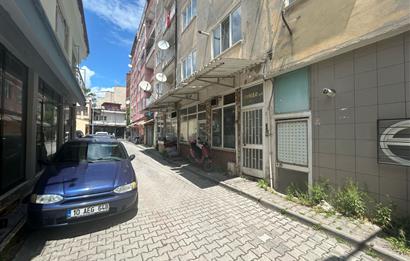 C21 BAL'DAN ÇARŞIDA İNCİRLİ CAMİ YANI ARA KAT 2+1 SATILIK DAİRE