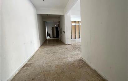 ARMAĞANEVLER FİNANS MERKEZİNE YAKIN KİRALIK DÜKKAN
