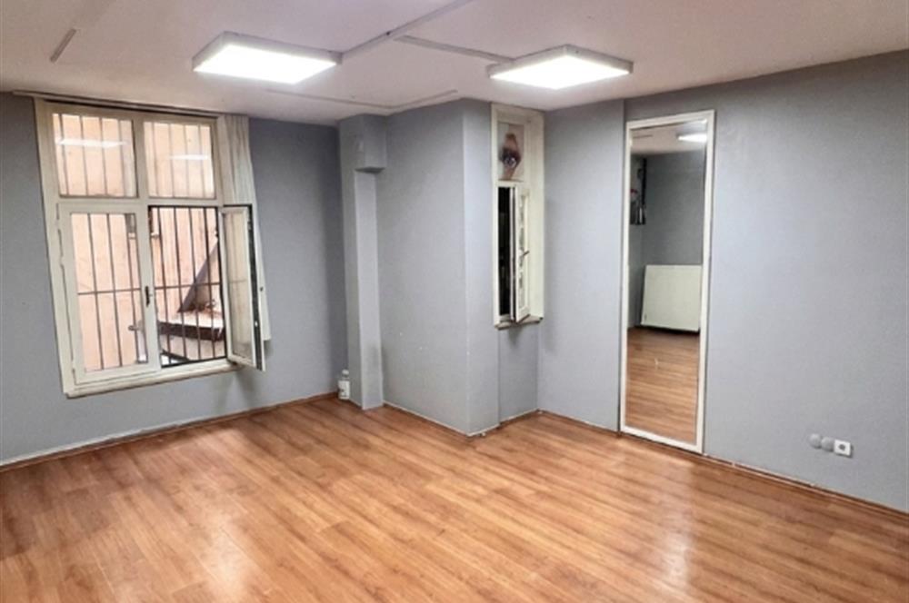TAKSİM MEYDANI'NA 5 DK SIRASELVİLER CADDESİ'NE ADIM MESAFEDE - TEK YETKİLİ ÖMER FARUK ORDULU