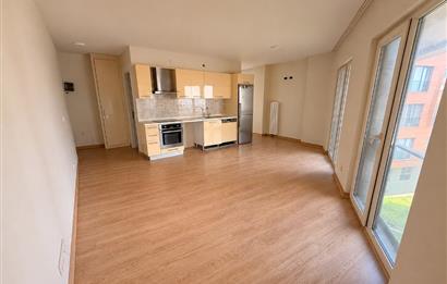 Koç Batı Yurdu'na Yakın Alya Sitesi'nde 1+1 Kiralık Daire
