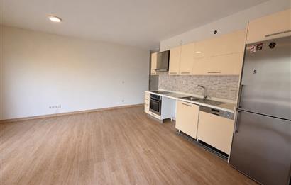 Koç Batı Yurdu'na Yakın Alya Sitesi'nde 1+1 Satılık Daire