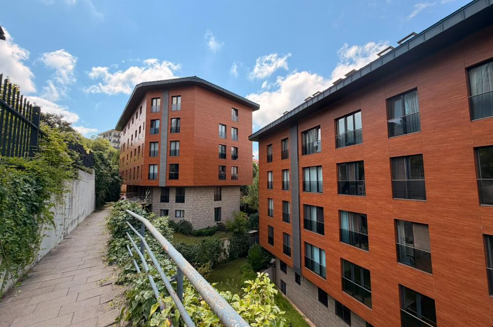 Koç Batı Yurdu'na Yakın Alya Sitesi'nde 1+1 Kiralık Daire