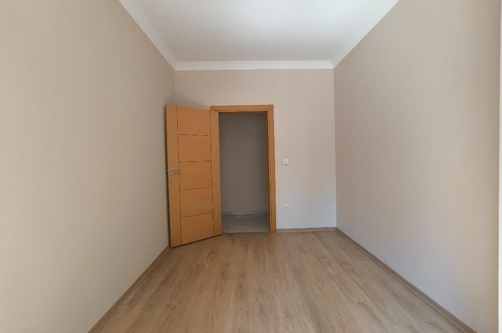 ATAŞEHİR İÇERENKÖYDE ANA CADDE ÜZERİ 3+1 SATILIK DAİRE 
