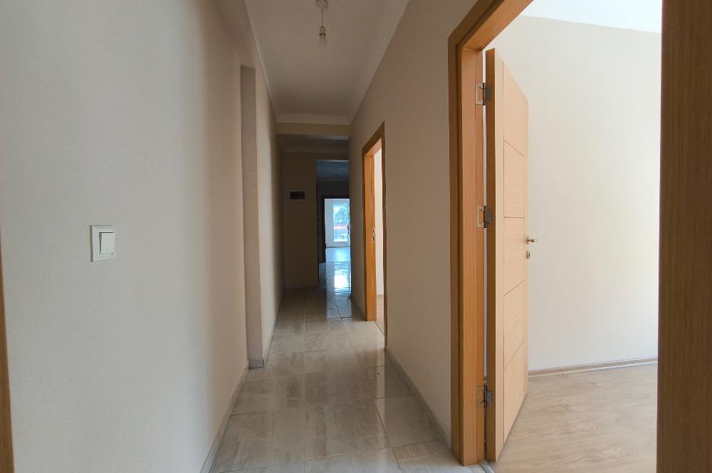 ATAŞEHİR İÇERENKÖYDE ANA CADDE ÜZERİ 3+1 SATILIK DAİRE 