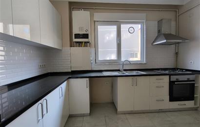 ATAŞEHİR İÇERENKÖYDE ANA CADDE ÜZERİ 3+1 SATILIK DAİRE 