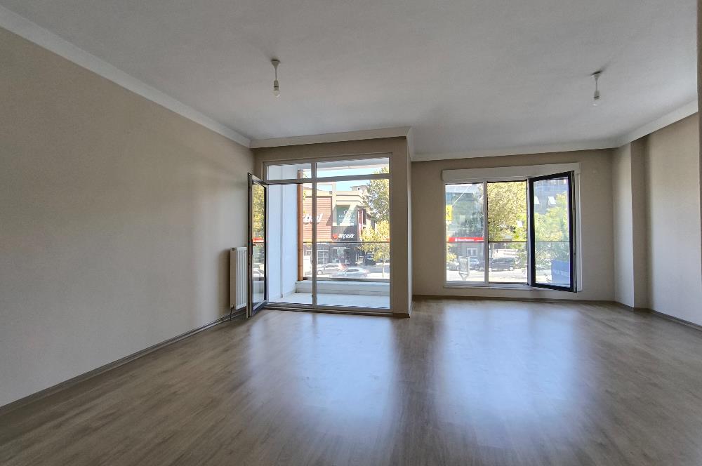 ATAŞEHİR İÇERENKÖYDE ANA CADDE ÜZERİ 3+1 SATILIK DAİRE 