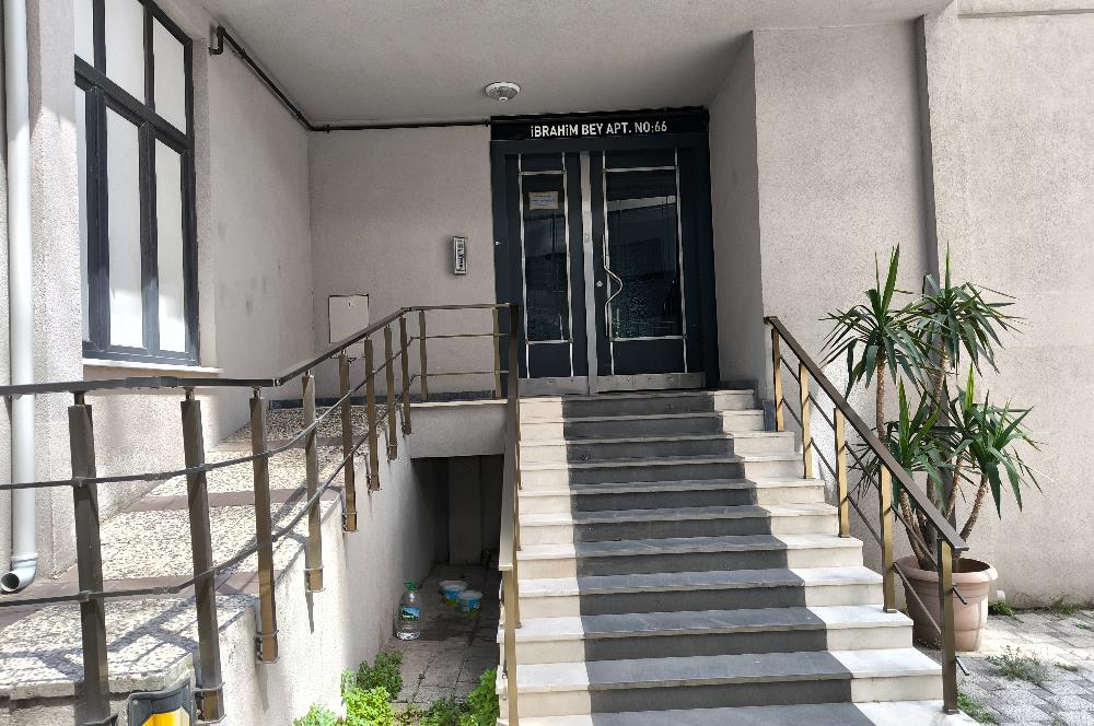 ATAŞEHİR İÇERENKÖYDE ANA CADDE ÜZERİ 3+1 SATILIK DAİRE 
