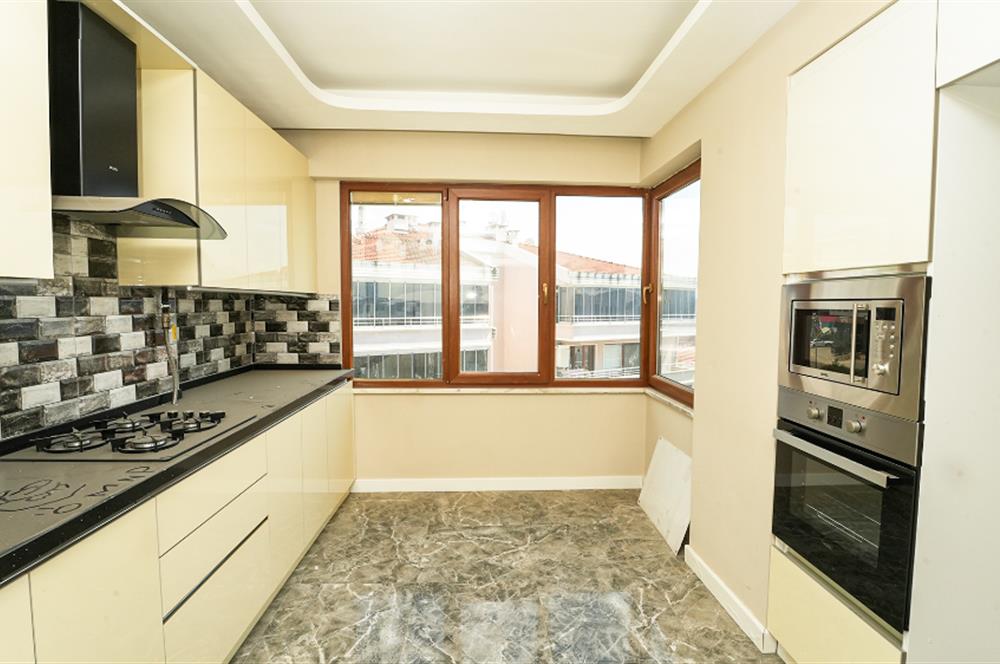 C21 Cius; Günaydın Park Sitesinde Deniz Manzaralı 5+1 Dubleks