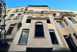 NEVİZADE’DE SATILIK KOMPLE TARİHİ BİNA | AKTİF KİRA GELİRİ | PRESTİJLİ KONUM - 1 - 36237