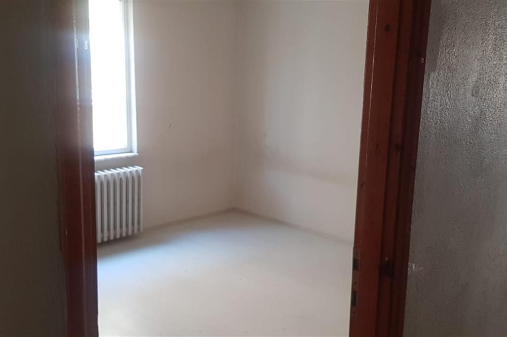 CENTURY21 Bal'DAN BALIKESİR BAHÇELİEVLERDE KİRALIK 3+1 DAİRE