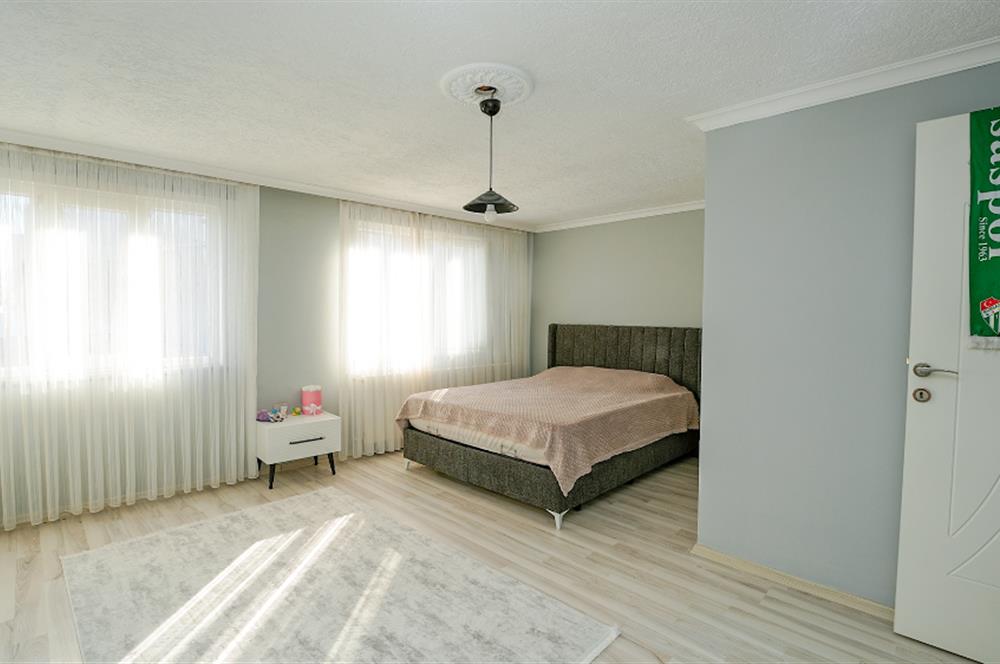 C21 Cius;Ovaakça Merkez'de Geniş Balkonlu 160 m2 Net 3+1 Dubleks