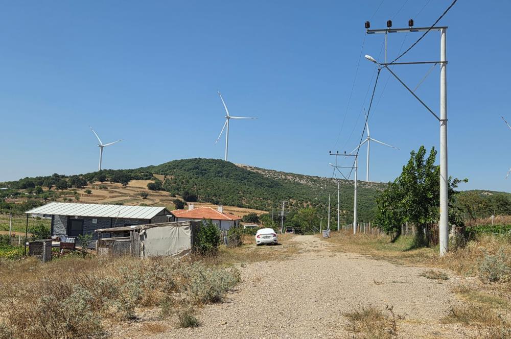 C21 BAL'DAN KARESİ KIRMIZILAR MAH.DE SATILIK KÖŞE PARSEL ARSA