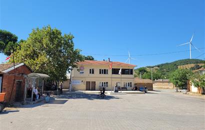 C21 BAL'DAN KARESİ KIRMIZILAR MAH.DE SATILIK KÖŞE PARSEL ARSA