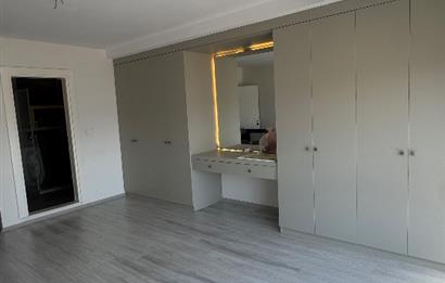 Atatürk Bulvarında Full Tadilatlı 140 m2 Kiralık Daire