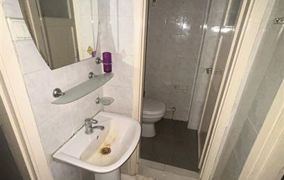 C21 BAL'DAN ÇARŞIDA İNCİRLİ CAMİ YANI ARA KAT 2+1 SATILIK DAİRE