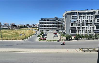 Çİğli/Balatçık Sıfır Binada Kiralık 2+1 Daire Kapalı Mutfaklı