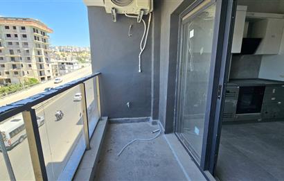 Çİğli/Balatçık Sıfır Binada Kiralık 2+1 Daire Kapalı Mutfaklı