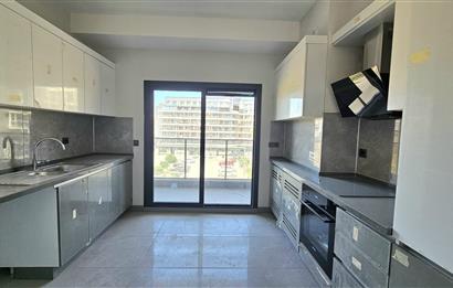 Çİğli/Balatçık Sıfır Binada Kiralık 2+1 Daire Kapalı Mutfaklı