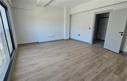 Çİğli/Balatçık Sıfır Binada Kiralık 2+1 Daire Kapalı Mutfaklı
