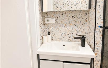 Kadıköy Merkezi 1+1 Yeni Eşyalı Daire