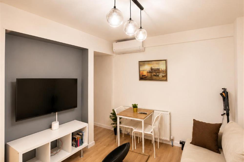 Kadıköy Merkezi 1+1 Yeni Eşyalı Daire