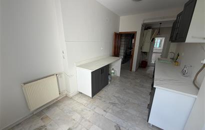 ÜSKÜDAR BEYLERBEYİ İSKELE CAD. KİRALIK 2+1 YOL YALI DAİRESİ
