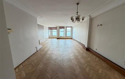 ÜSKÜDAR BEYLERBEYİ İSKELE CAD. KİRALIK 2+1 YOL YALI DAİRESİ