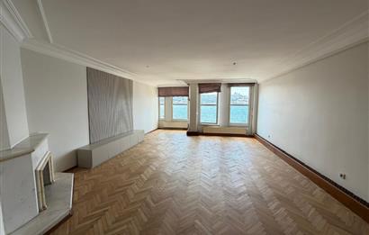 ÜSKÜDAR BEYLERBEYİ İSKELE CAD. KİRALIK 2+1 YOL YALI DAİRESİ