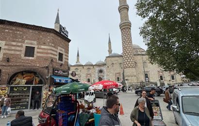 EDİRNE MERKEZ ÜÇ ŞEREFELİ CAMİİ KARŞISI SATILIK DÜKKAN