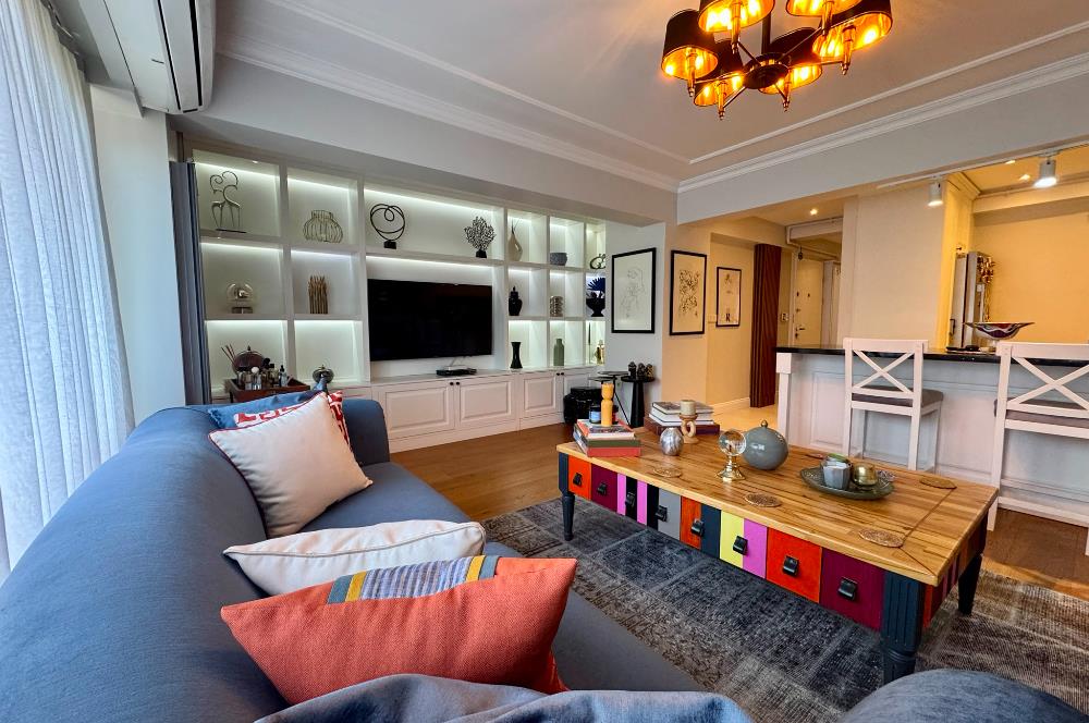 Üsküdar Selimiye Satılık 4+1 Özel Mimari İle Tasarlanmıştır