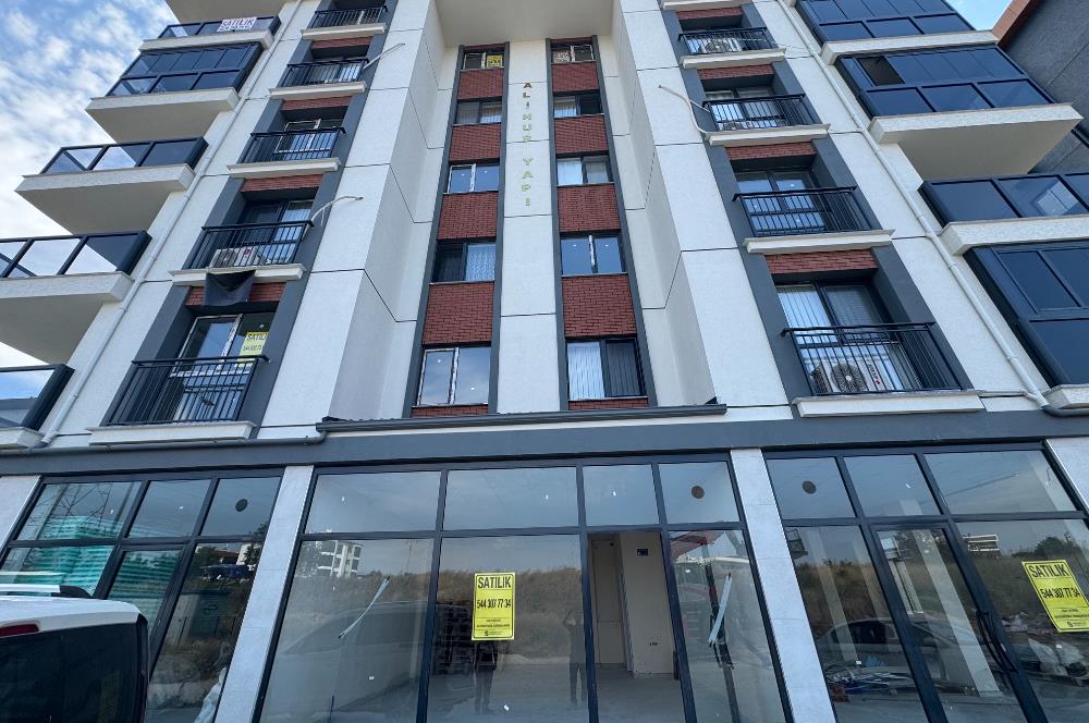 CUMHURİYET MAHALLESİNDE SATILIK KULLANIŞLI DÜKKAN
