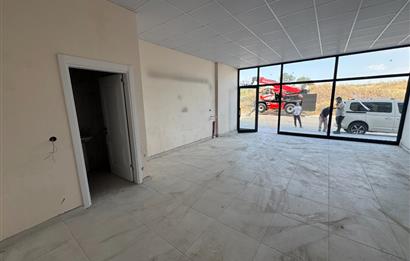 CUMHURİYET MAHALLESİNDE SATILIK KULLANIŞLI DÜKKAN
