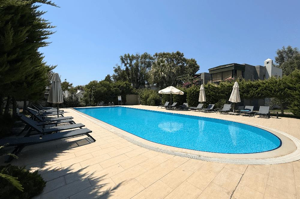Anatolia Beach Residence'da, Denize Sıfır, Satılık 2+1 Daire