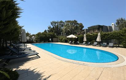 Anatolia Beach Residence'da, Denize Sıfır, Satılık 2+1 Daire