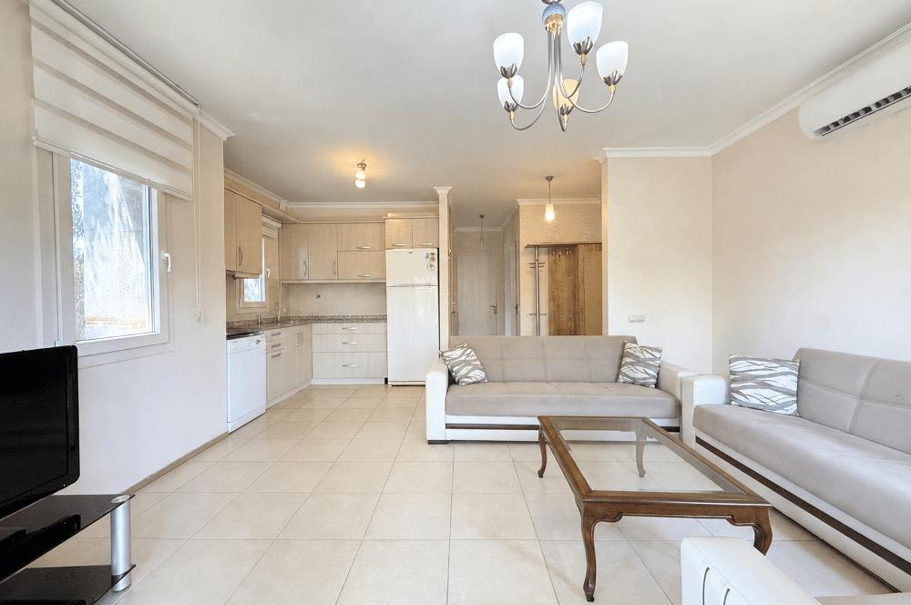 Anatolia Beach Residence'da, Denize Sıfır, Satılık 2+1 Daire