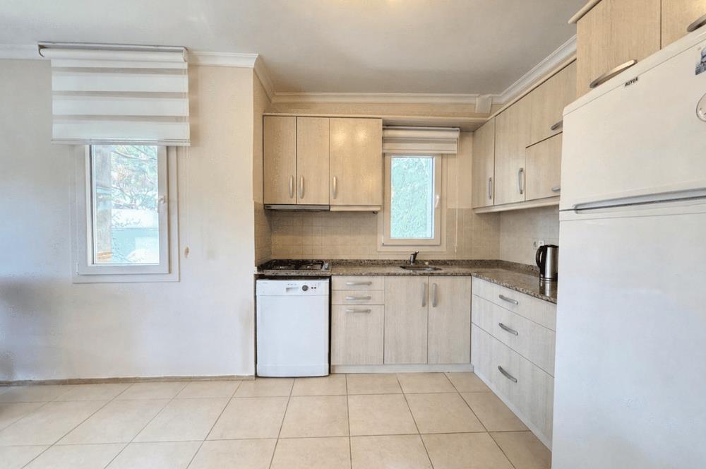 Anatolia Beach Residence'da, Denize Sıfır, Satılık 2+1 Daire